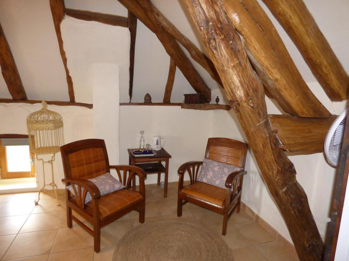 Britavit Bed & Breakfast Saint-Avit-Sénieur Eksteriør bilde