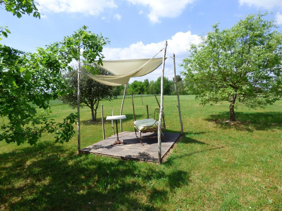 Britavit Bed & Breakfast Saint-Avit-Sénieur Eksteriør bilde